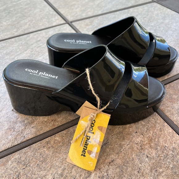 Cool Planet by Steve Madden black sandals-NWT - Picture 8 of 10